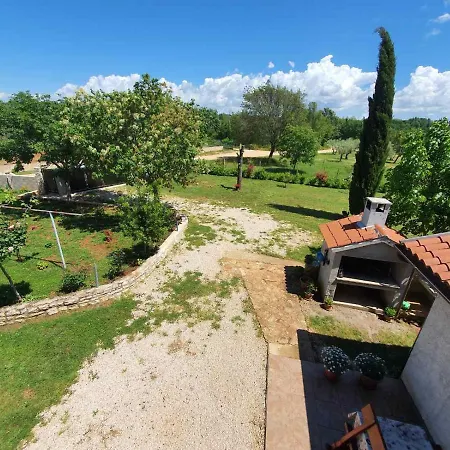 Apartment&rooms Hacienda Stelio *